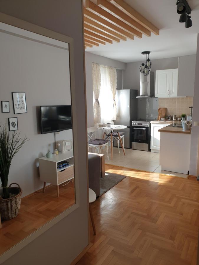 Apartment Cerska Mrb Belgrád Kültér fotó